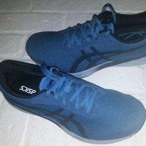 ASICS ROADBLAST